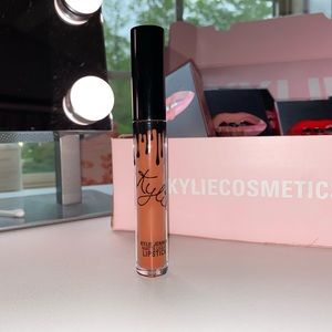 Brand New Kylie Matte Liquid Lipstick (Ginger)